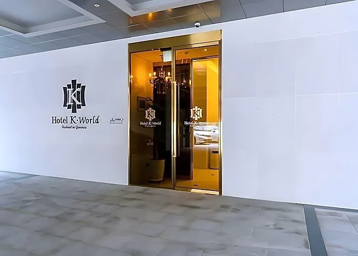 ホテル K World *